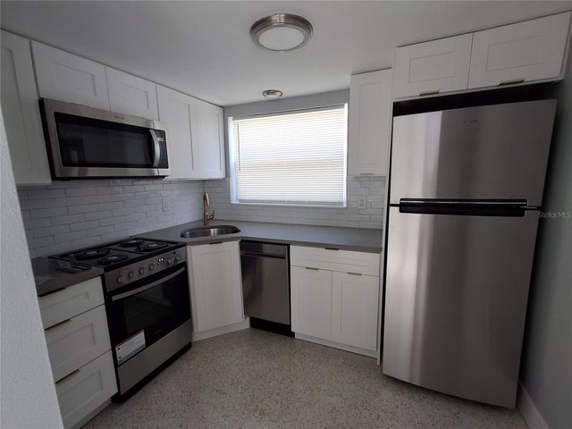 11355 3RD STREET E, Treasure Island, FL 33706