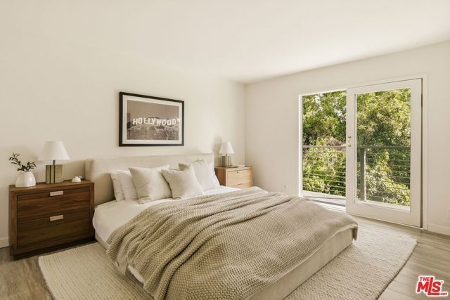 2753 La Cuesta Drive, Los Angeles, CA 90046