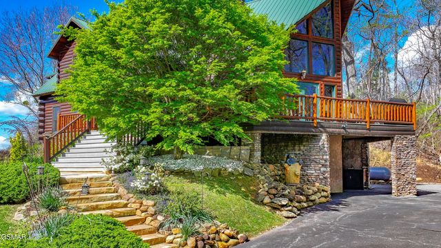 3341 Sugar Maple Loop Road, Sevierville, TN 37862