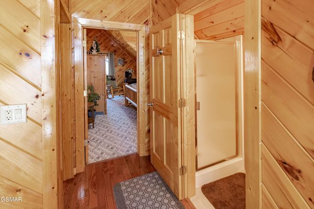 3341 Sugar Maple Loop Road, Sevierville, TN 37862