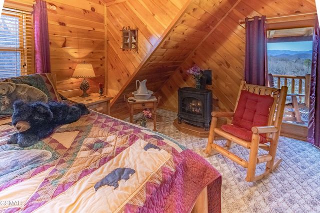 3341 Sugar Maple Loop Road, Sevierville, TN 37862