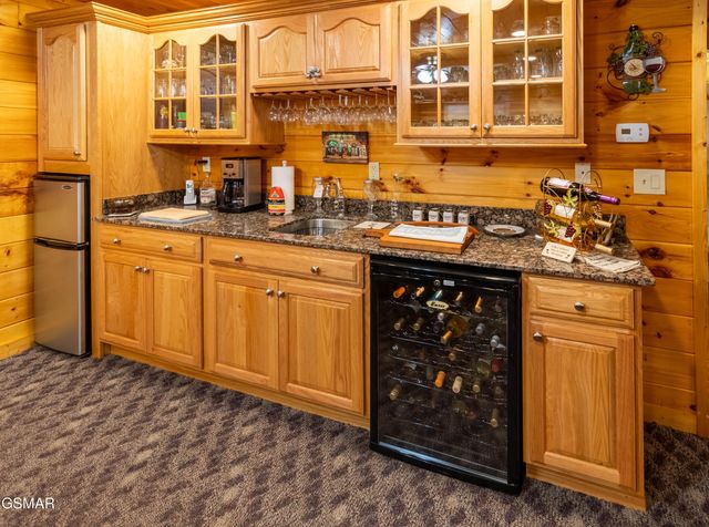 3341 Sugar Maple Loop Road, Sevierville, TN 37862