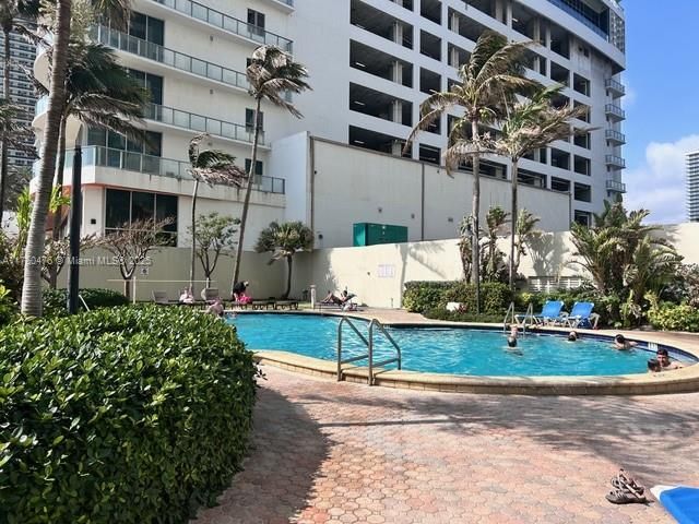 4001 S Ocean Dr 4G, Hollywood, FL 33019