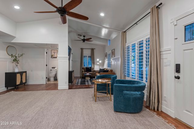 739 E BELMONT Avenue, Phoenix, AZ 85020