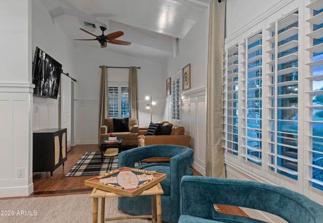 739 E BELMONT Avenue, Phoenix, AZ 85020