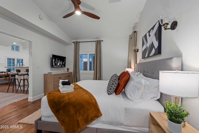 739 E BELMONT Avenue, Phoenix, AZ 85020