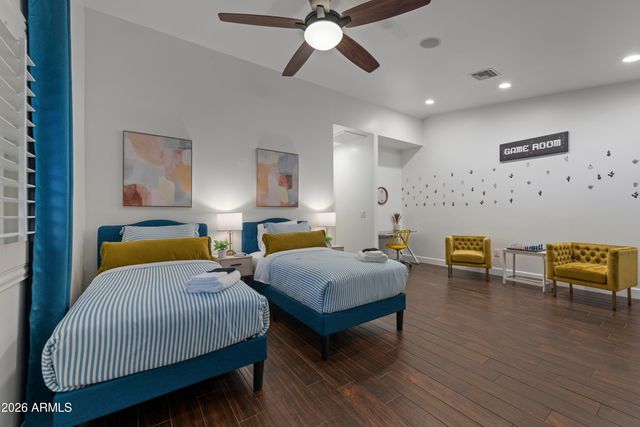 739 E BELMONT Avenue, Phoenix, AZ 85020