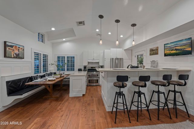 739 E BELMONT Avenue, Phoenix, AZ 85020