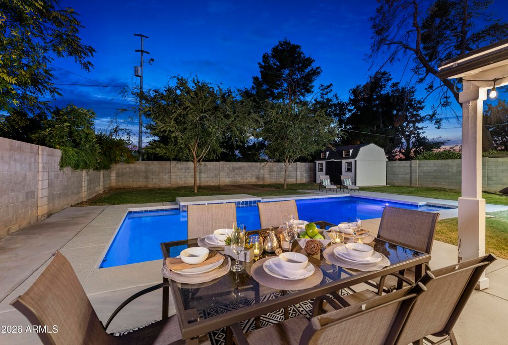 739 E BELMONT Avenue, Phoenix, AZ 85020