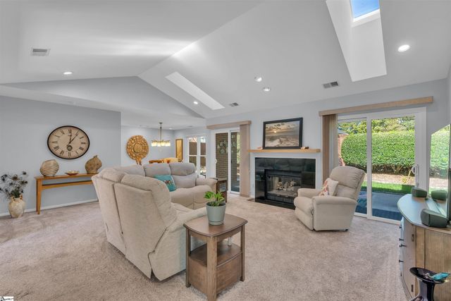 3 Hearthstone Court, Greenville, SC 29615