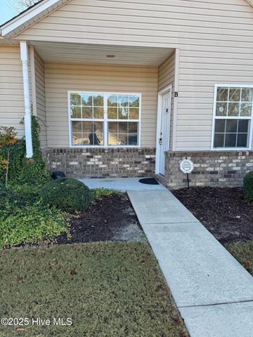 101 E Rhode Island Avenue Apt B, Southern Pines, NC 28387