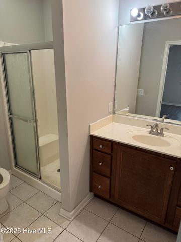 101 E Rhode Island Avenue Apt B, Southern Pines, NC 28387