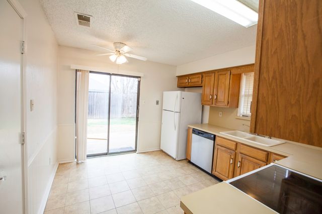 2025 Lorient Drive, Carrollton, TX 75007