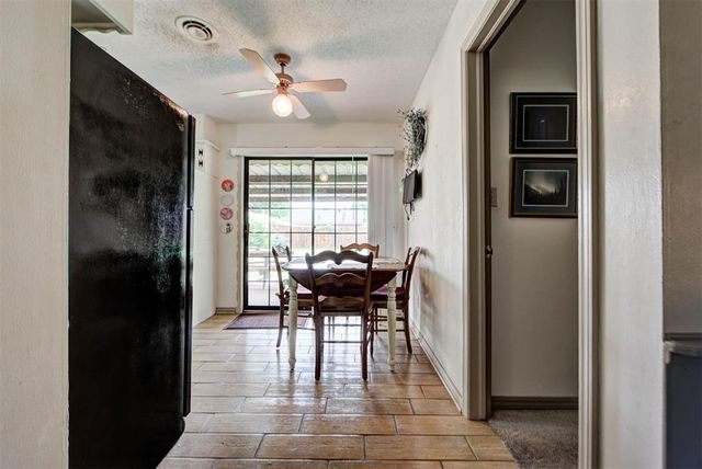 6324 S Dewey Avenue, Oklahoma City, OK 73139