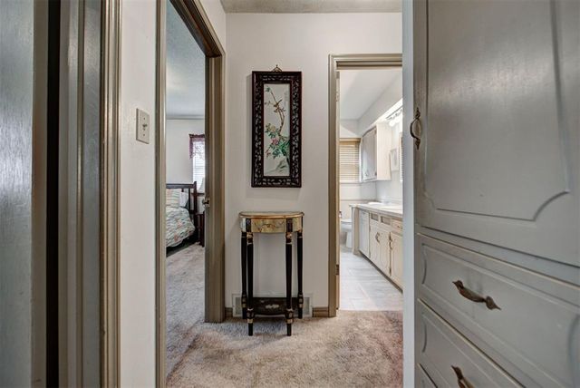 6324 S Dewey Avenue, Oklahoma City, OK 73139