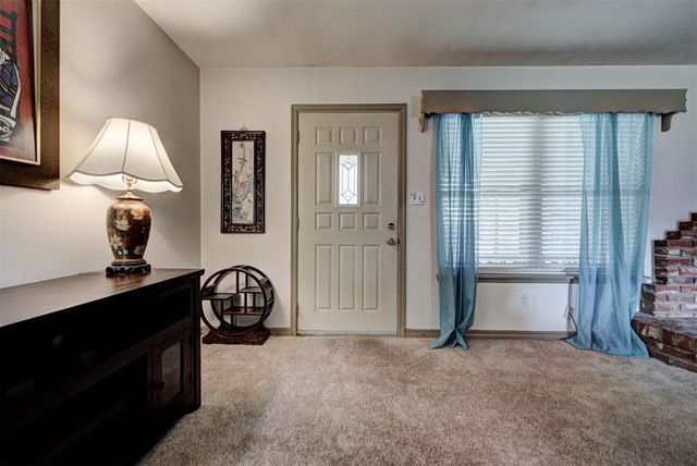 6324 S Dewey Avenue, Oklahoma City, OK 73139