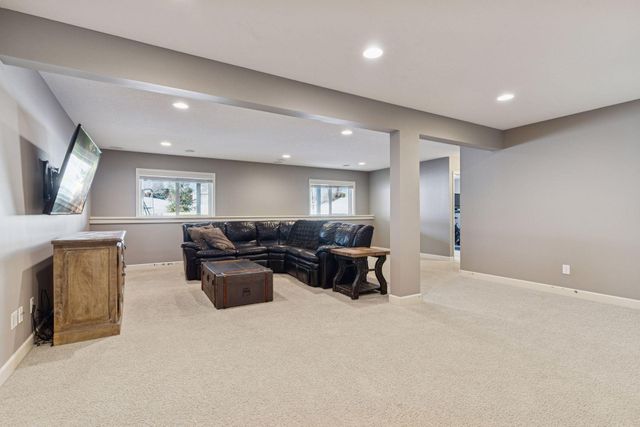 19030 62nd Avenue N, Maple Grove, MN 55311