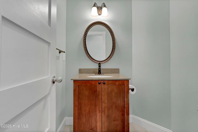 121 Candlewood Drive, Hampstead, NC 28443