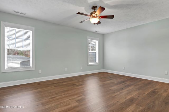 121 Candlewood Drive, Hampstead, NC 28443