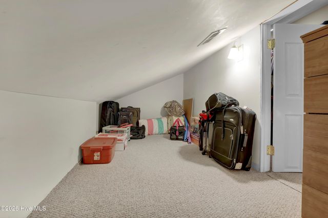 121 Candlewood Drive, Hampstead, NC 28443