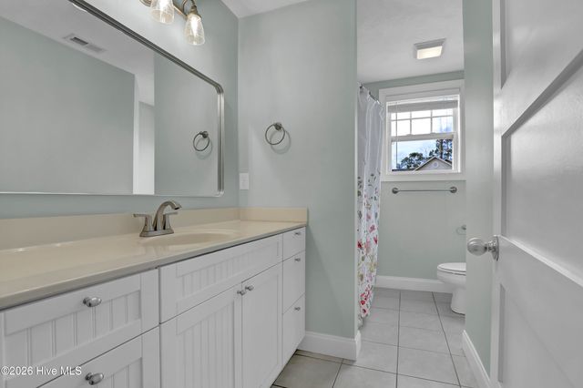 121 Candlewood Drive, Hampstead, NC 28443