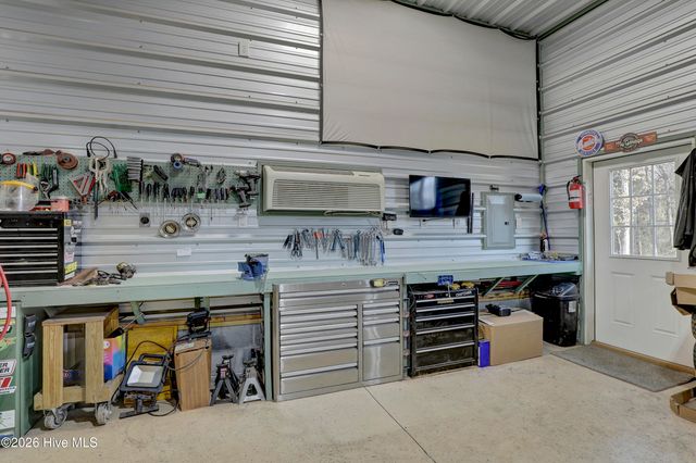 121 Candlewood Drive, Hampstead, NC 28443