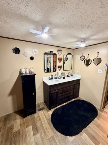 7533 Galen Rd, Lafayette, TN 37083