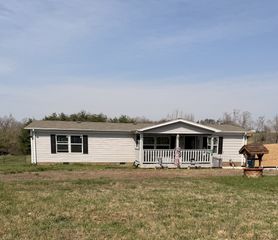 7533 Galen Rd, Lafayette, TN 37083
