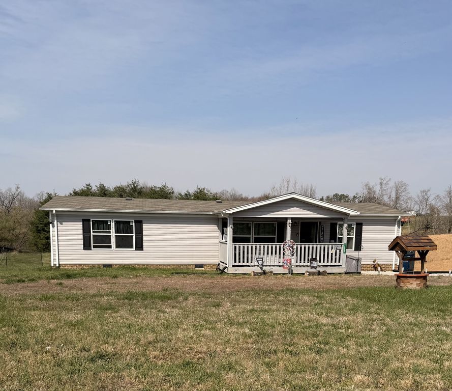7533 Galen Rd, Lafayette, TN 37083