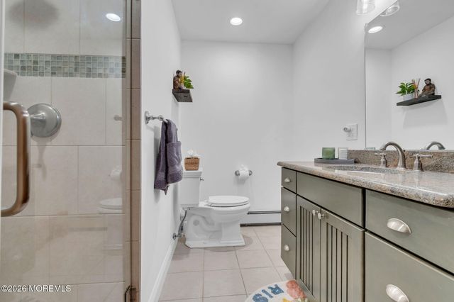 23 Southview Terrace S, Middletown, NJ 07748