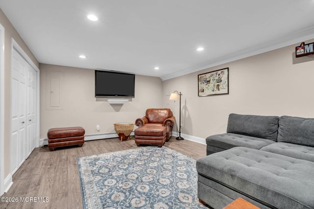 23 Southview Terrace S, Middletown, NJ 07748