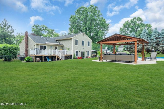 23 Southview Terrace S, Middletown, NJ 07748
