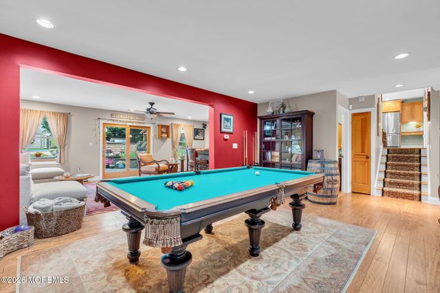 23 Southview Terrace S, Middletown, NJ 07748