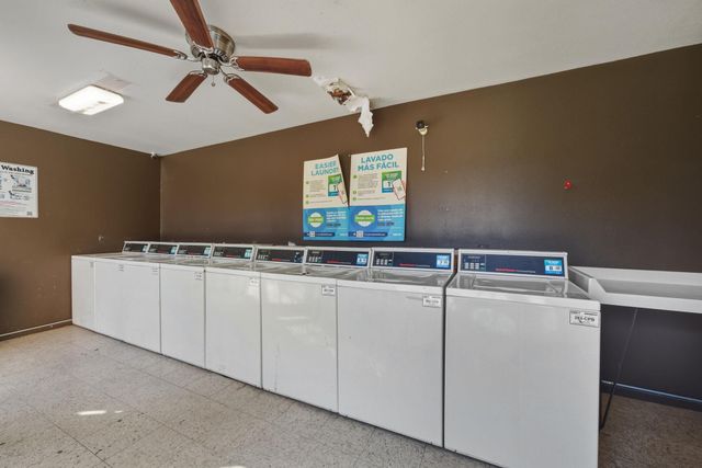 2124 Burton DR 125, Austin, TX 78741