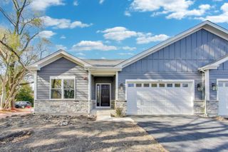 805 W Poplar Street, Palatine, IL 60067