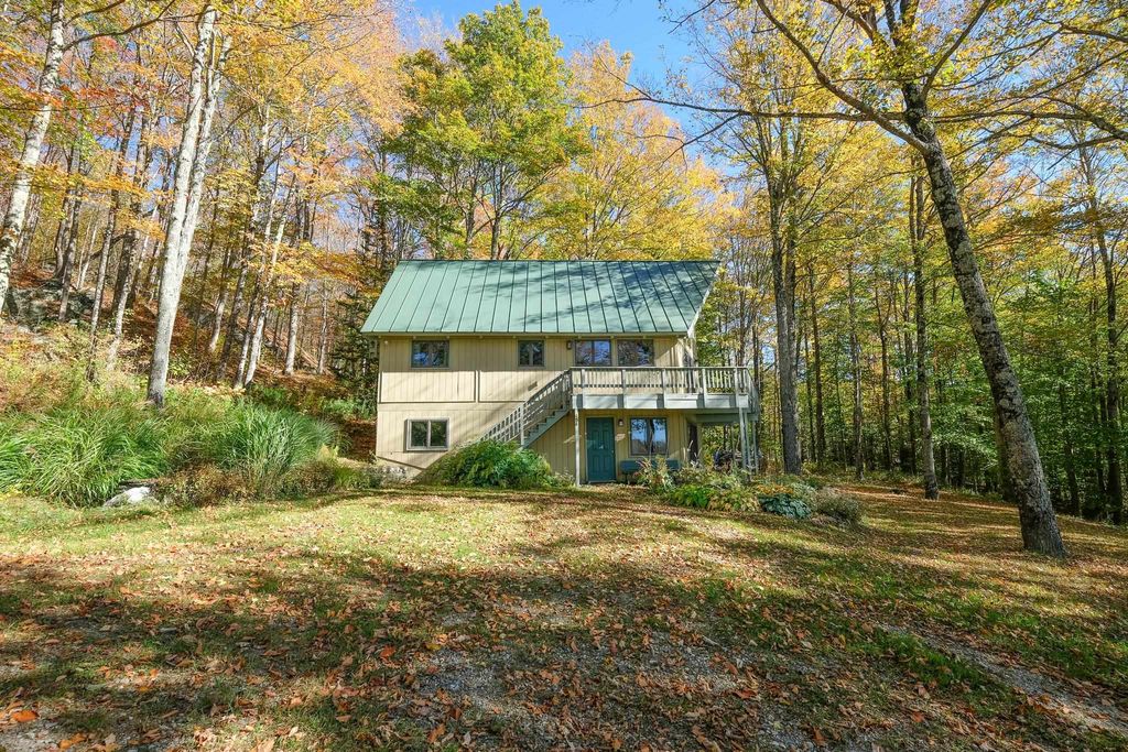 454 Edwin's Pond Road, Rochester, VT 05767