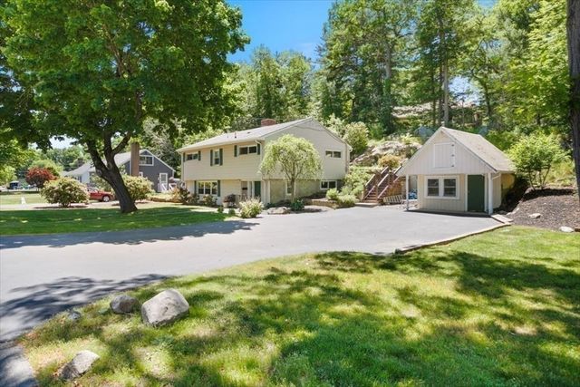 38 Brimbal Ave, Beverly, MA 01915