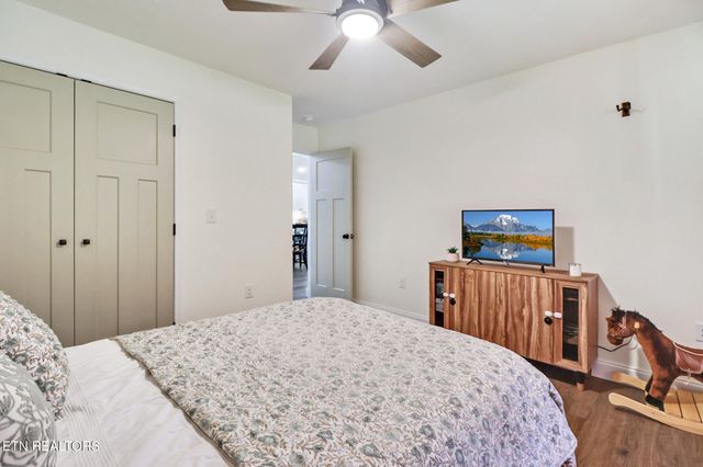 98 Paso Fino Tr, Jamestown, TN 38556