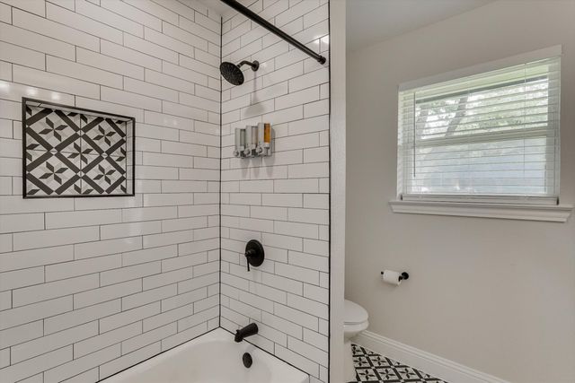 3921 Amy Avenue, Garland, TX 75043