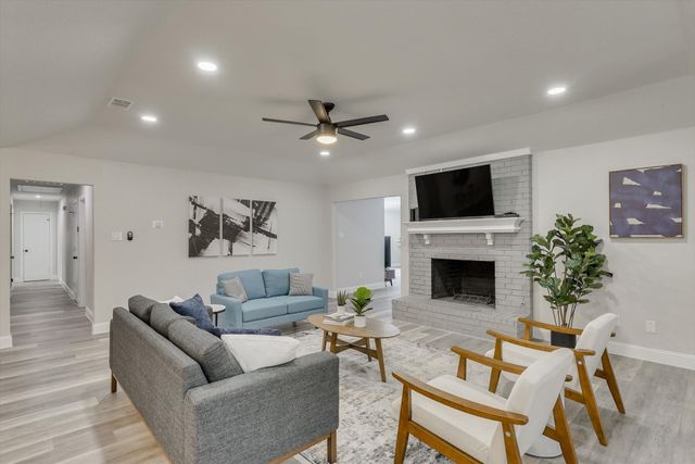 3921 Amy Avenue, Garland, TX 75043