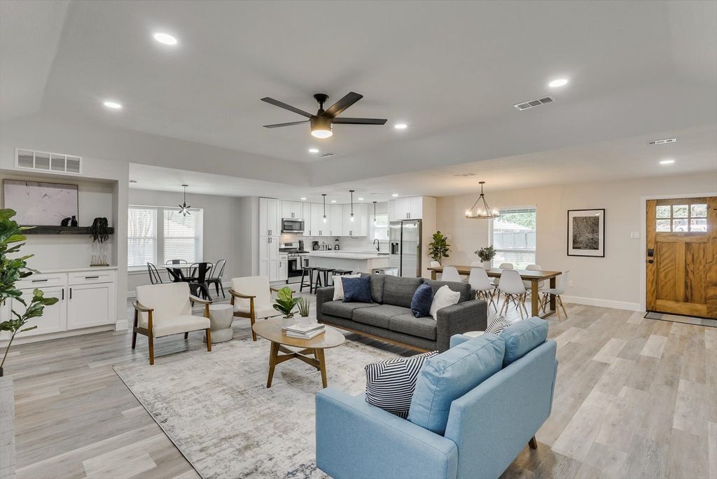 3921 Amy Avenue, Garland, TX 75043