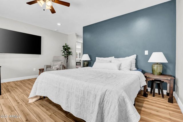 2405 N 27TH Place, Phoenix, AZ 85008