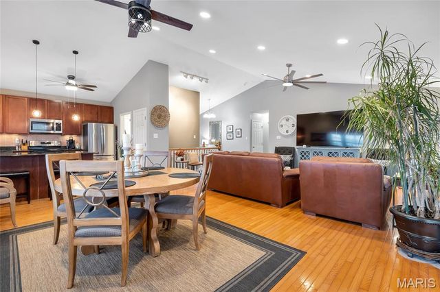 1404 Durham Drive, Herculaneum, MO 63048