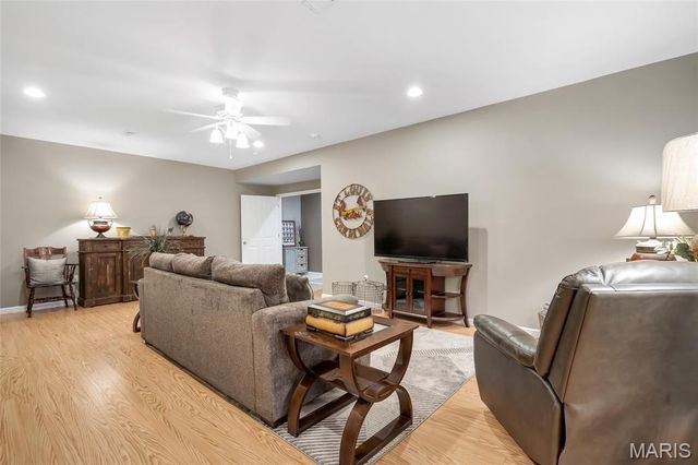 1404 Durham Drive, Herculaneum, MO 63048