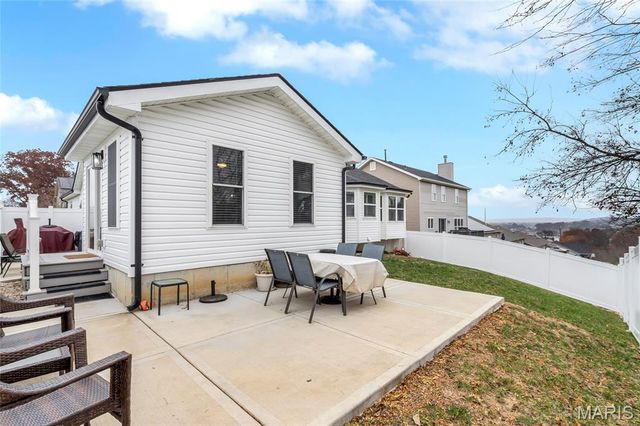1404 Durham Drive, Herculaneum, MO 63048
