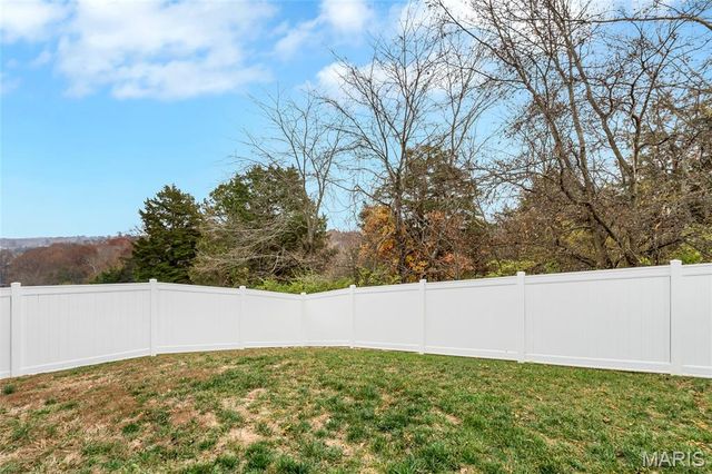 1404 Durham Drive, Herculaneum, MO 63048