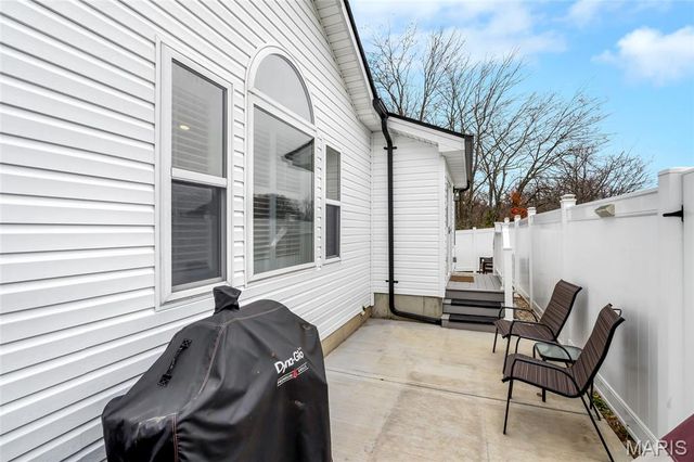 1404 Durham Drive, Herculaneum, MO 63048