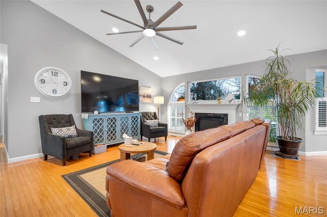 1404 Durham Drive, Herculaneum, MO 63048