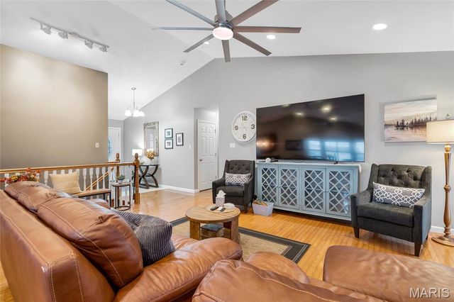 1404 Durham Drive, Herculaneum, MO 63048