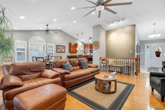 1404 Durham Drive, Herculaneum, MO 63048